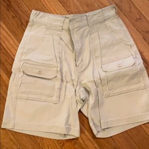 Cabela’s women’s shorts size 6